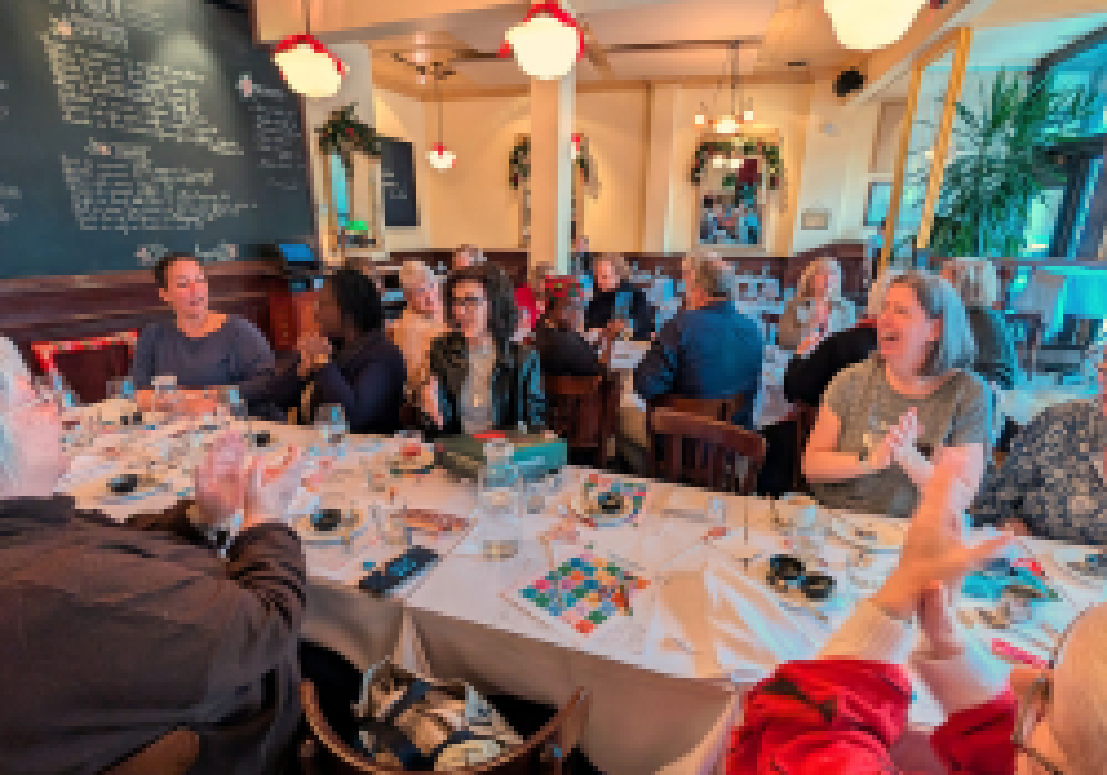 Diner No&euml;l : Des sourires, du plaisir et des cadeaux